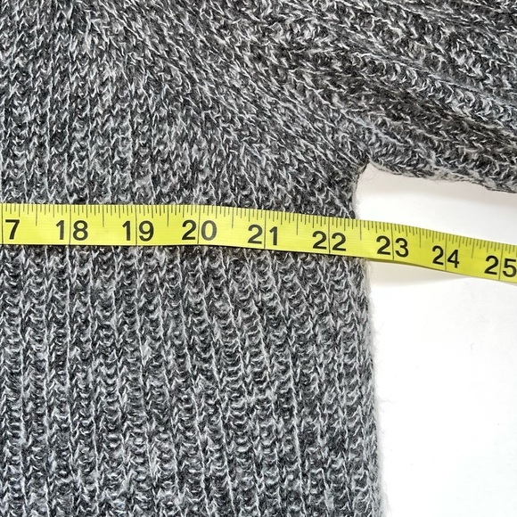 Express Dark Gray Marled Knit Turtleneck Tunic Sweater Medium Women’s - Picture 6 of 10